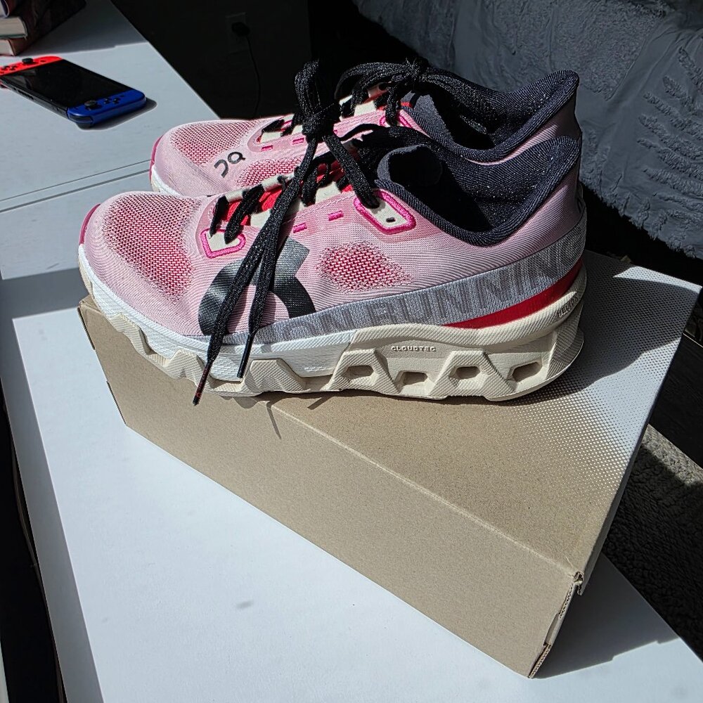 OnCloud Women's 6.5 Cloudmonster Hyper Red Cream